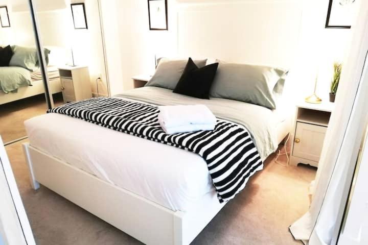 Stylish Downtown Toronto Residential Hotel 외부 사진